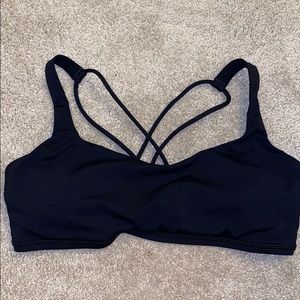 Lululemon free to be bra size 10 includes padding